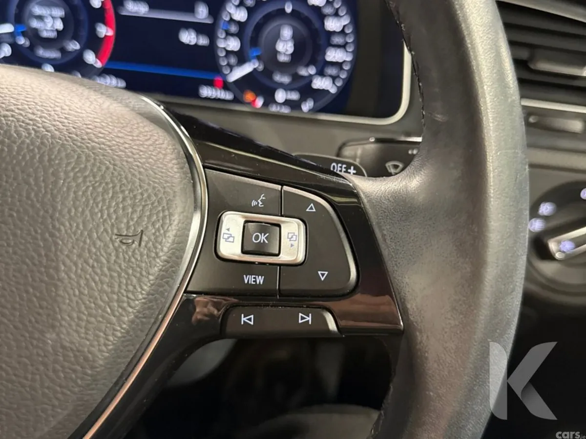 Volkswagen Golf Hatchback, Petrol, 2019, White