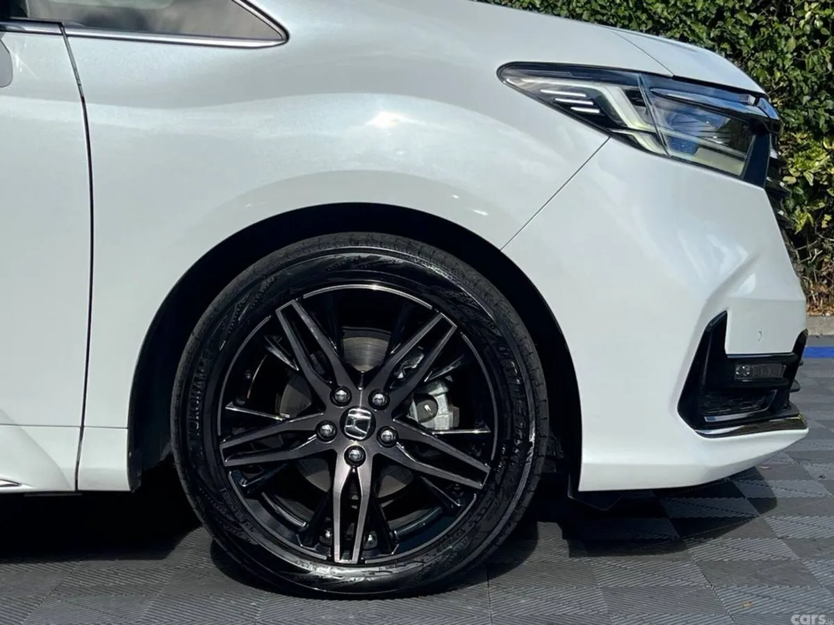 Honda Odyssey MPV, Petrol Hybrid, 2021, White