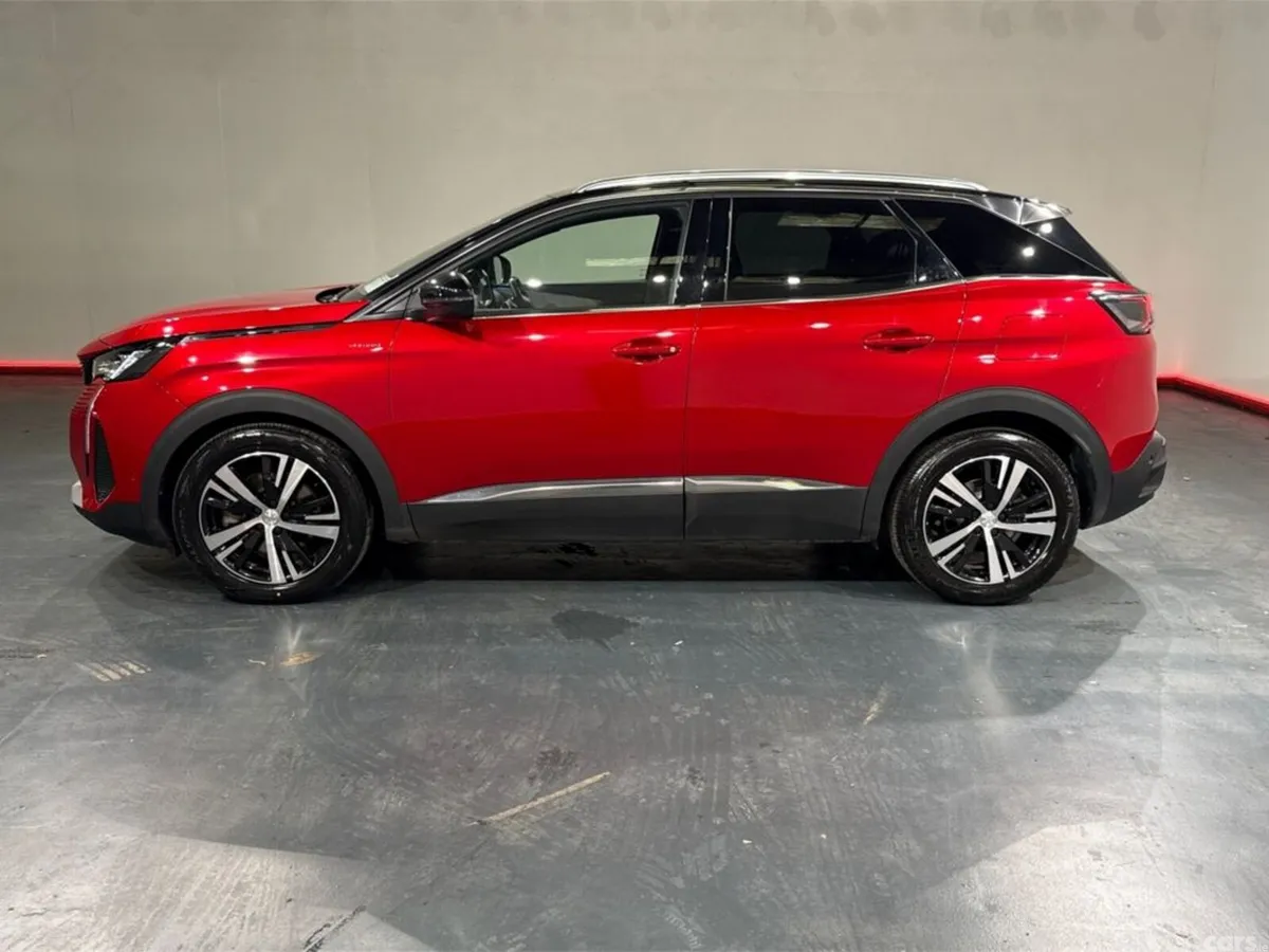Peugeot 3008 SUV, Petrol Hybrid, 2023, Red