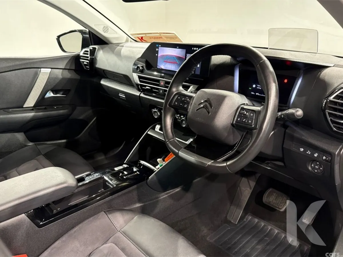 Citroen C4 X Saloon, Diesel, 2025, Blue