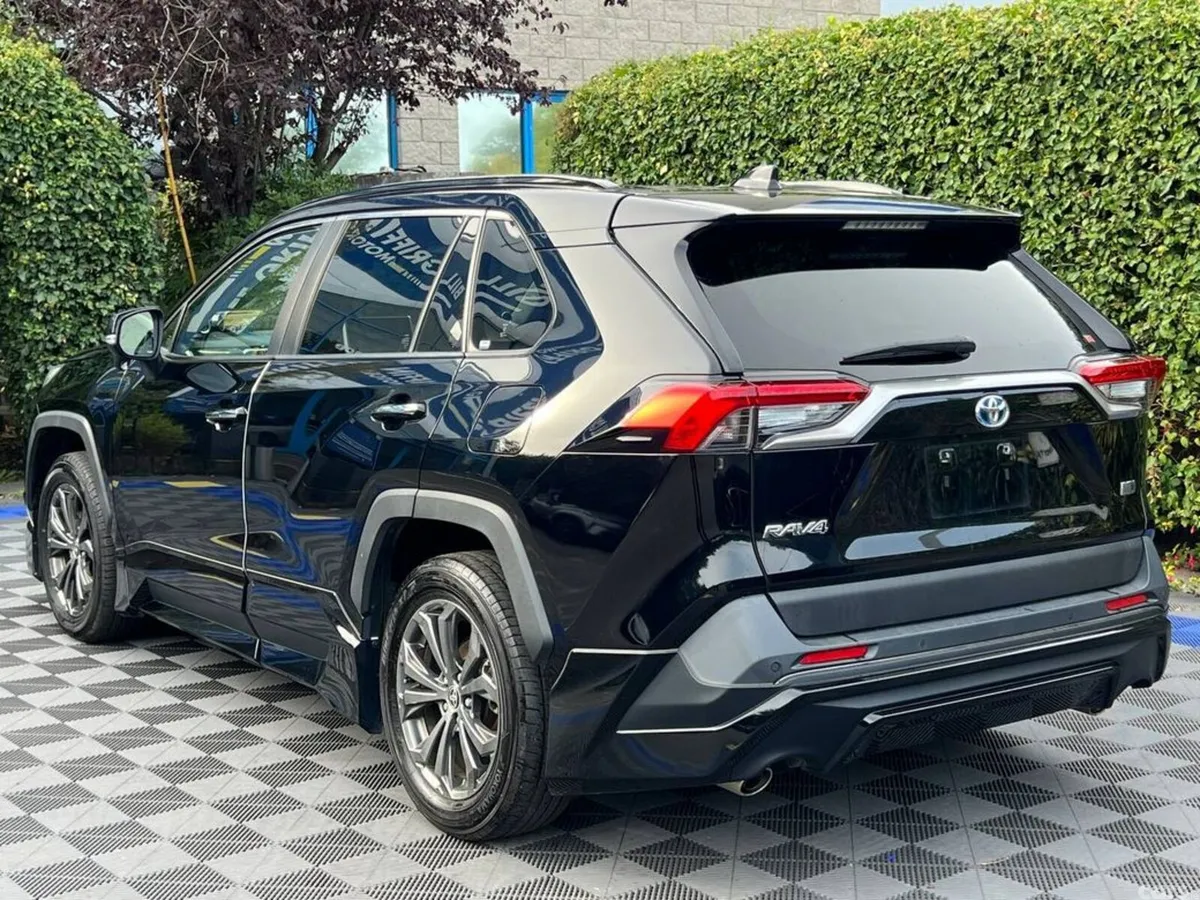 Toyota RAV4 SUV, Petrol Hybrid, 2022, Black