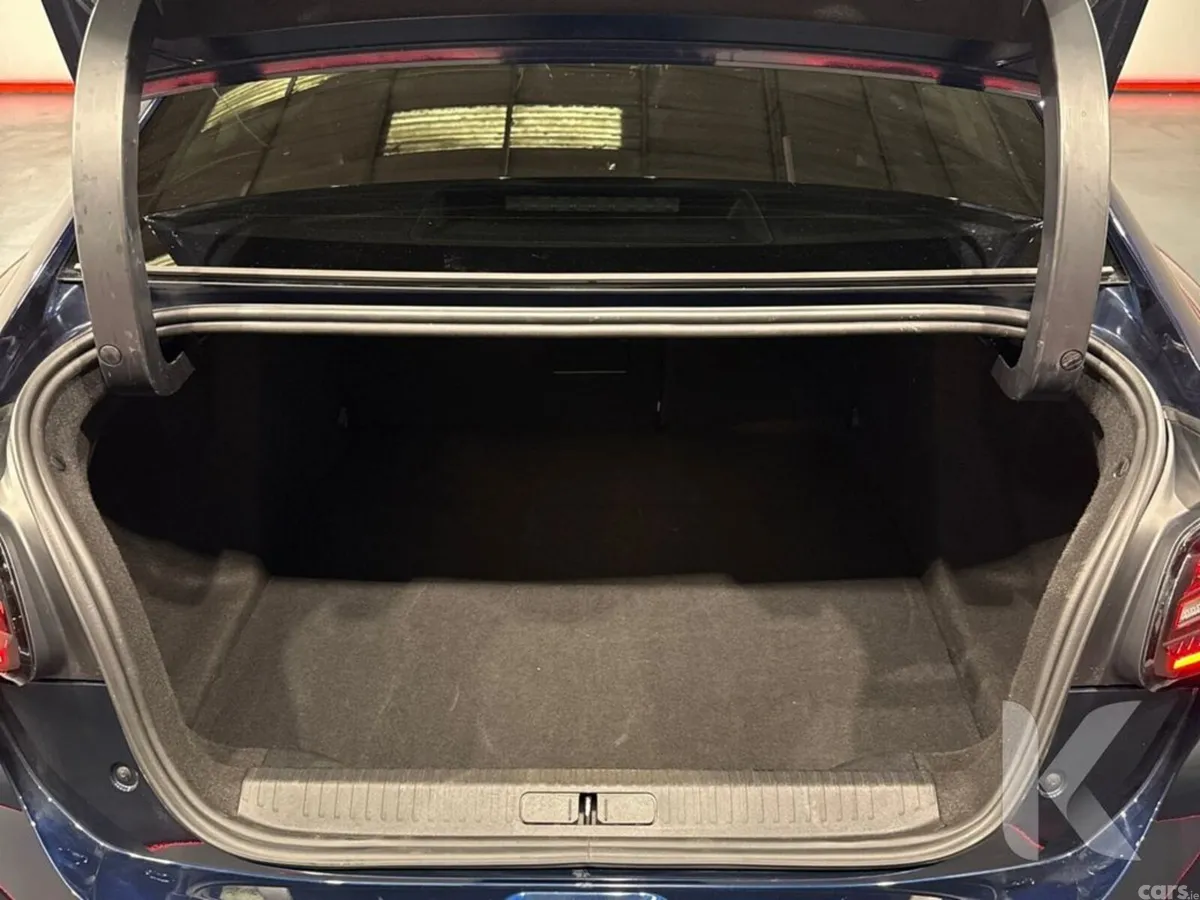 Citroen C4 X Saloon, Diesel, 2025, Blue