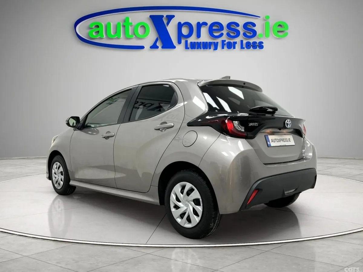 Toyota Yaris Hatchback, Petrol Hybrid, 2022, Brown