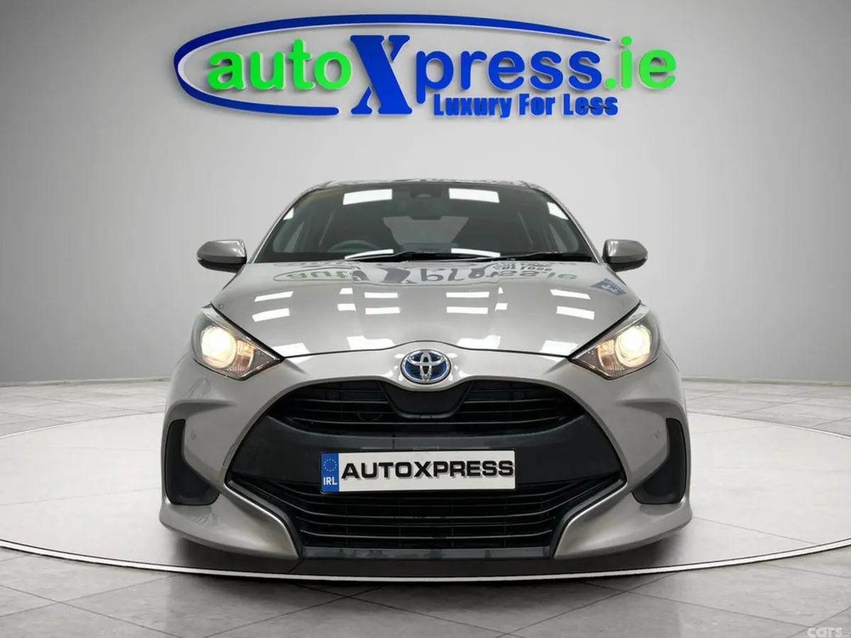 Toyota Yaris Hatchback, Petrol Hybrid, 2022, Brown