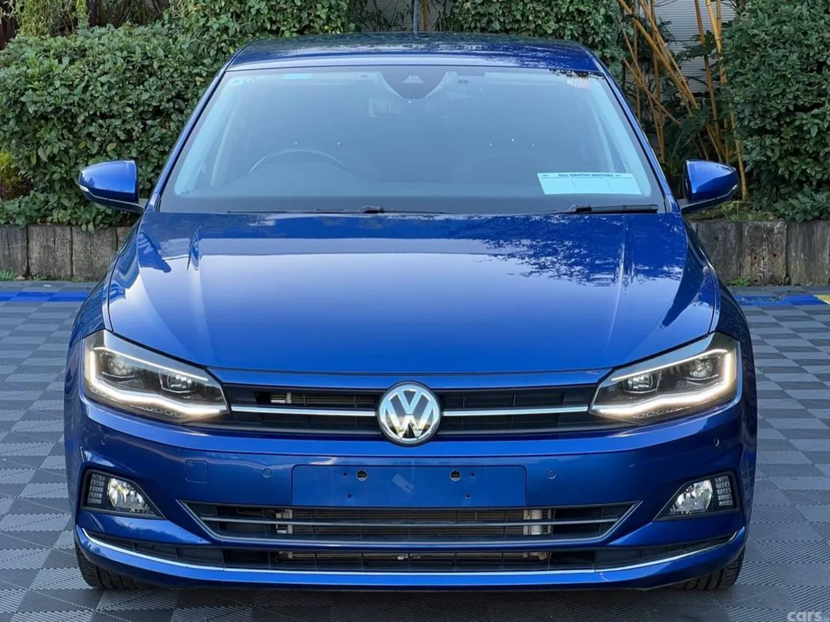Volkswagen Polo Hatchback, Petrol, 2020, Blue