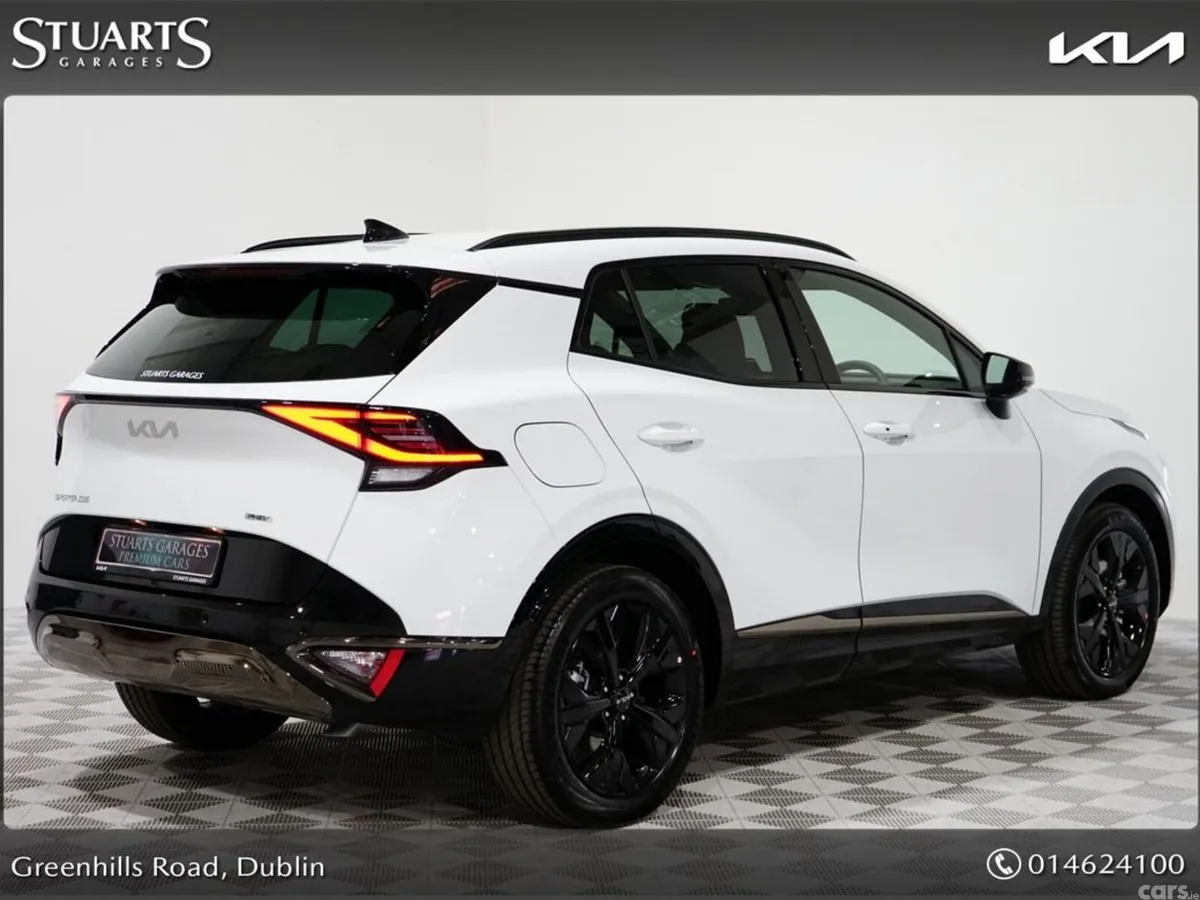 Kia Sportage MPV, Petrol Plug-in Hybrid, 2024, White