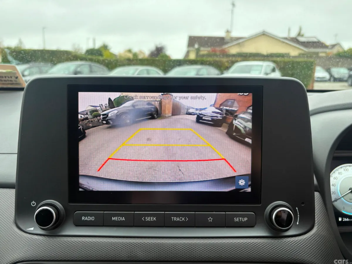 Hyundai KONA MPV, Petrol, 2022, Grey