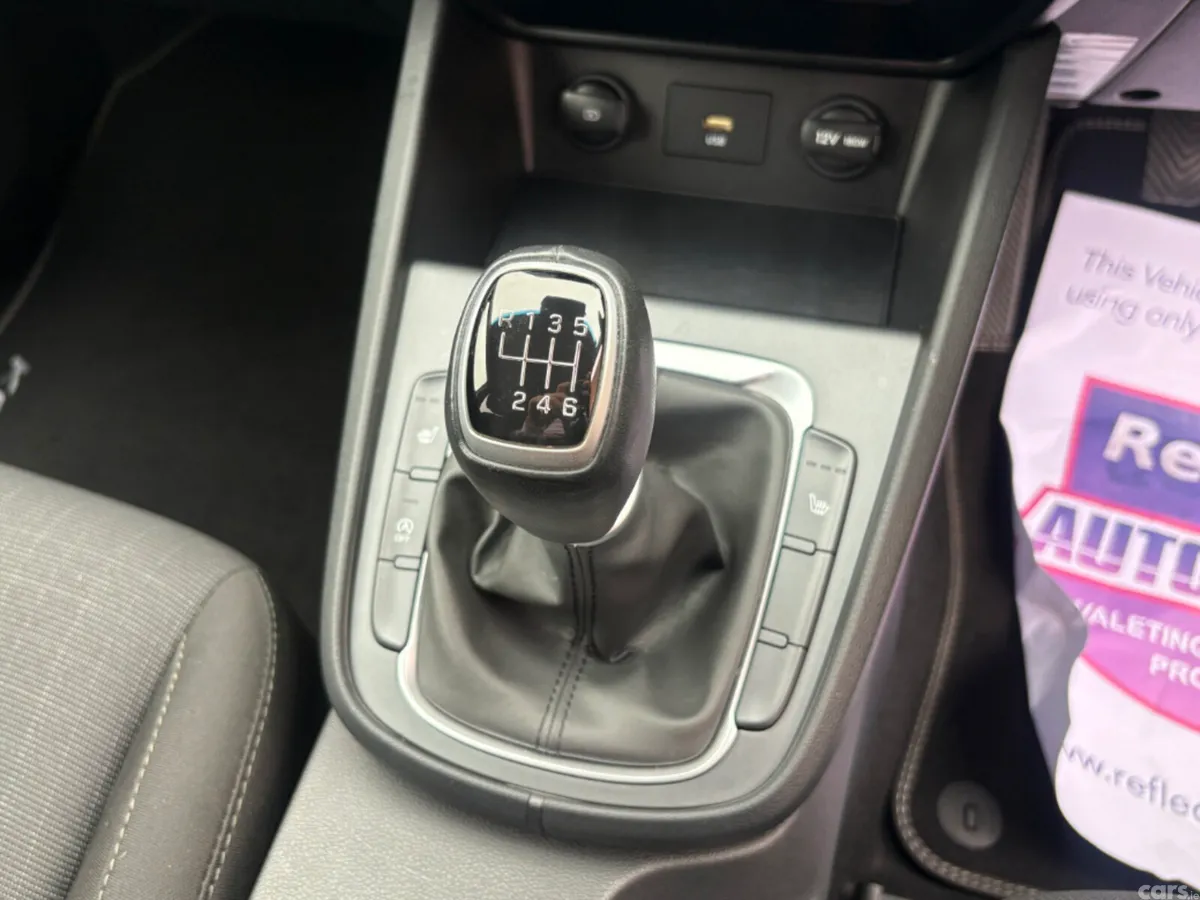 Hyundai KONA MPV, Petrol, 2022, Grey
