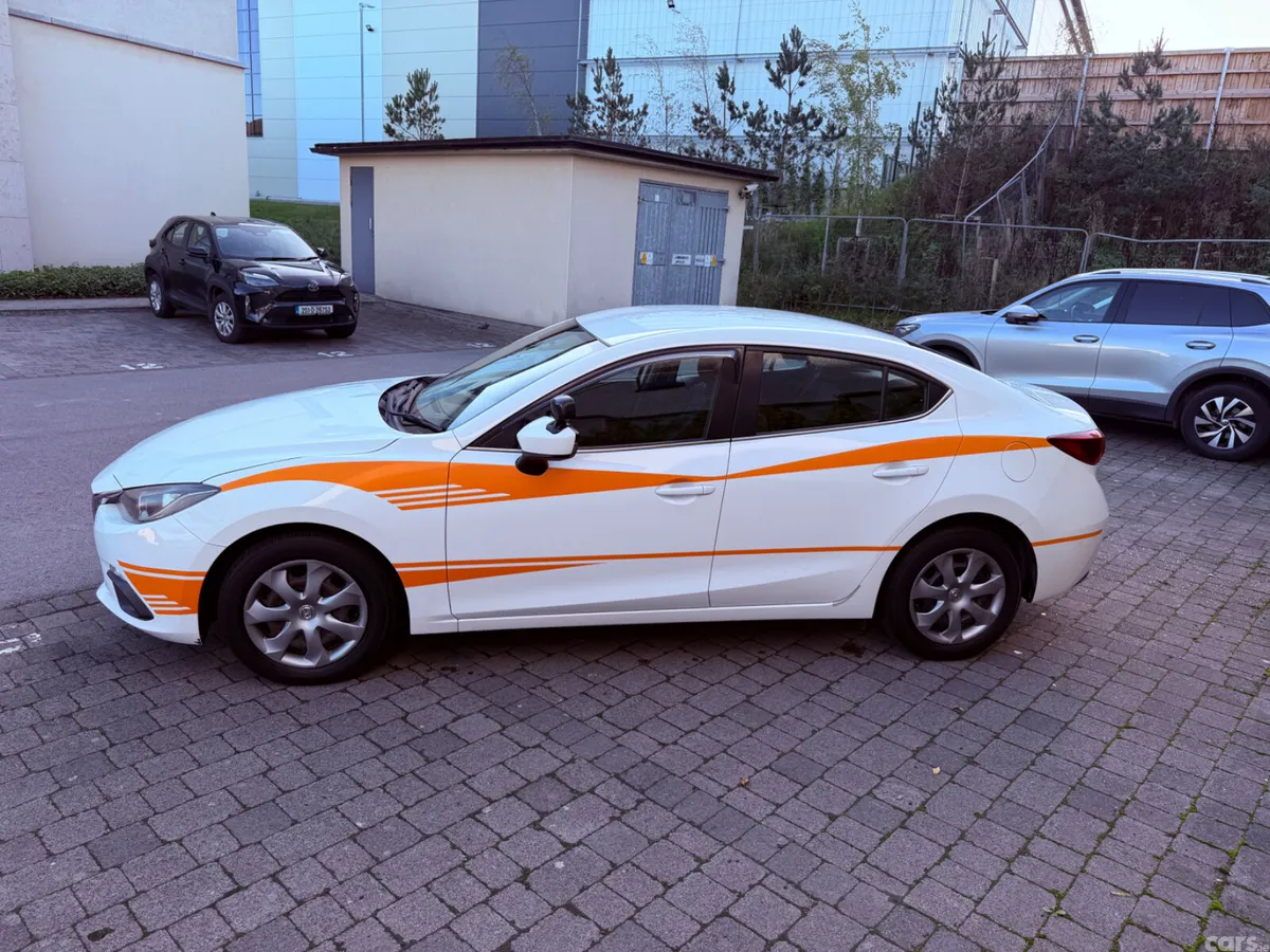 Mazda Mazda3 Saloon, Petrol, 2015, White