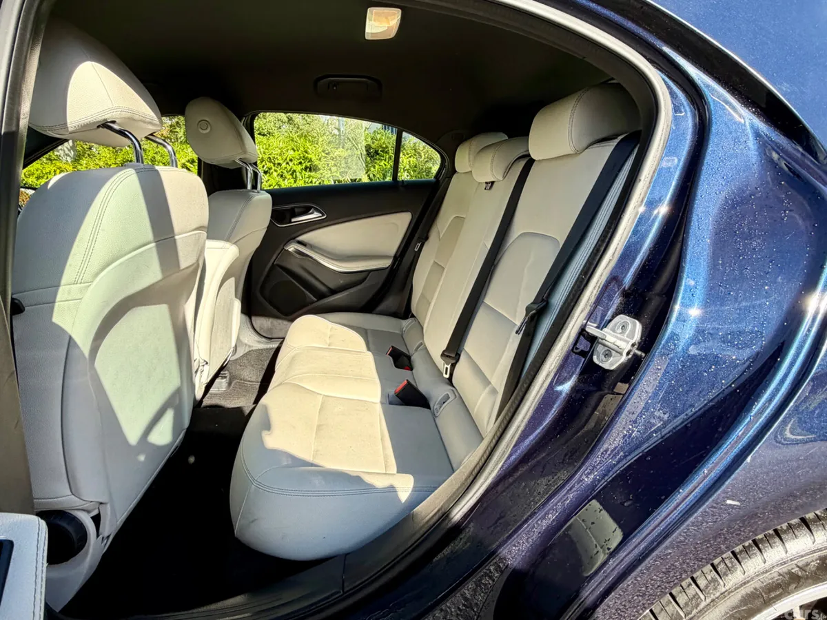 Mercedes-Benz A-Class Hatchback, Diesel, 2017, Blue