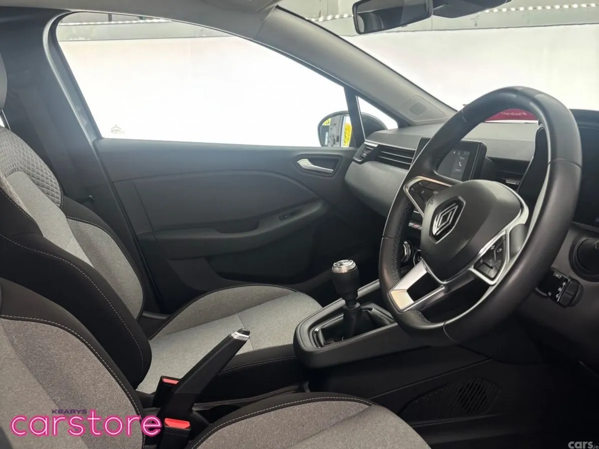 Renault Clio Hatchback, Petrol, 2024, Grey