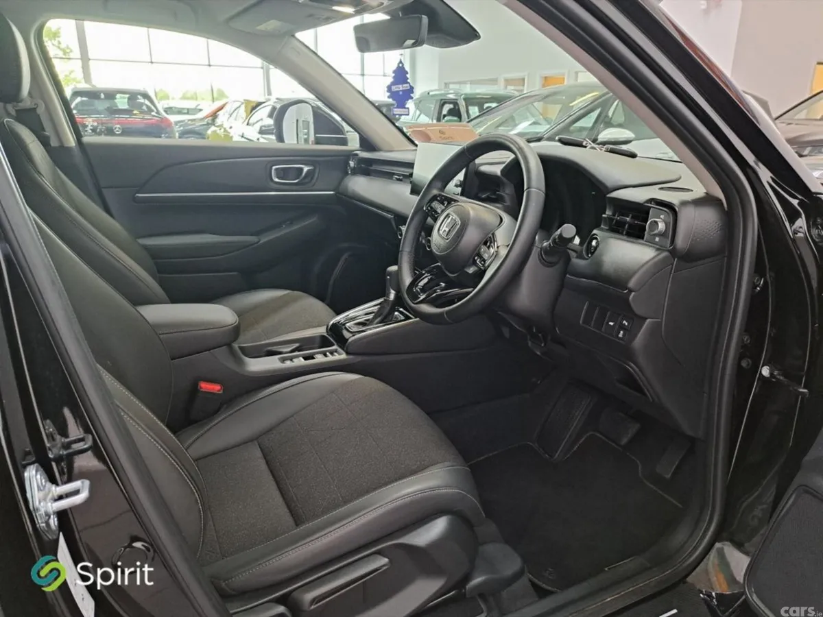 Honda HR-V SUV, Petrol Hybrid, 2025, Black