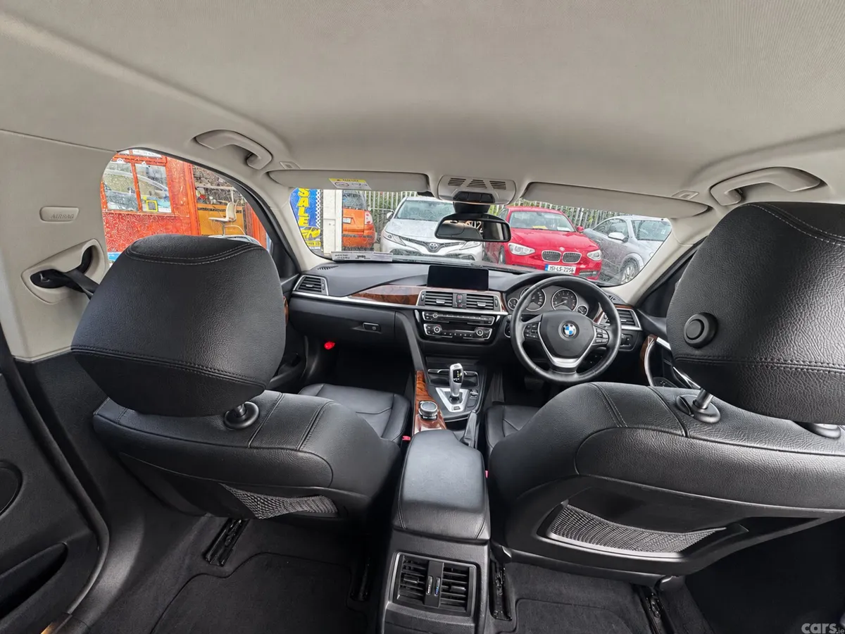 BMW 3-Series Saloon, Petrol Plug-in Hybrid, 2016, Black