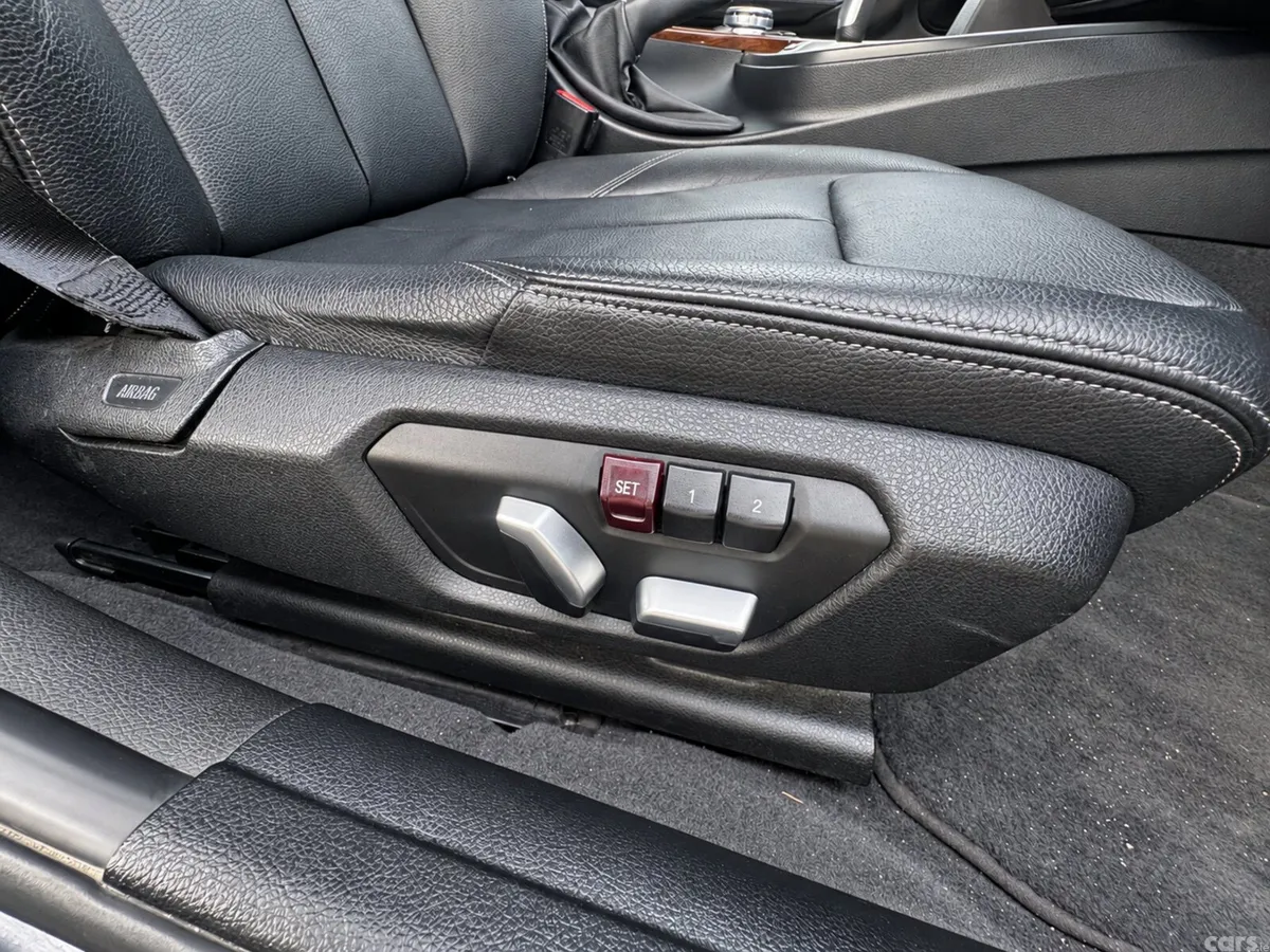 BMW 3-Series Saloon, Petrol Plug-in Hybrid, 2016, Black