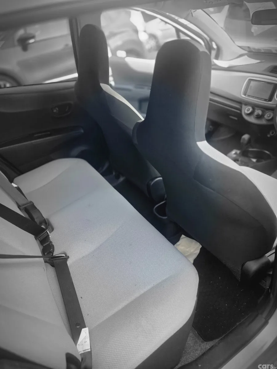 Toyota Vitz Hatchback, Petrol, 2013, Silver