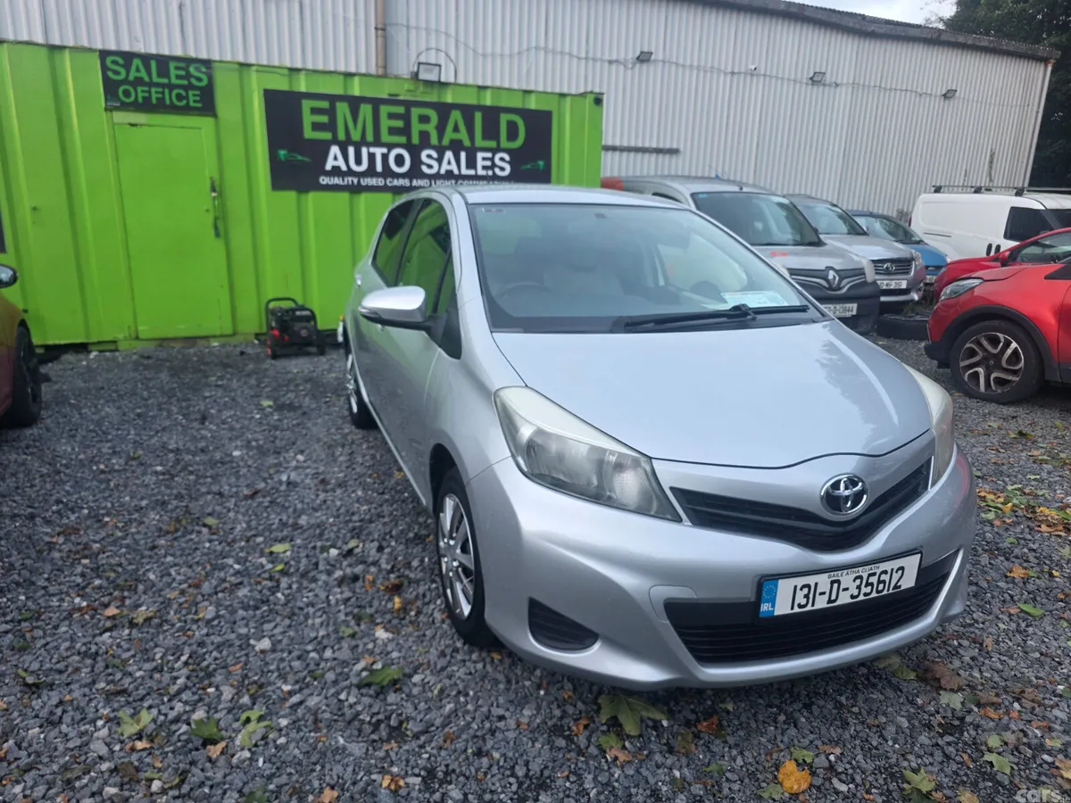 Toyota Vitz Hatchback, Petrol, 2013, Silver