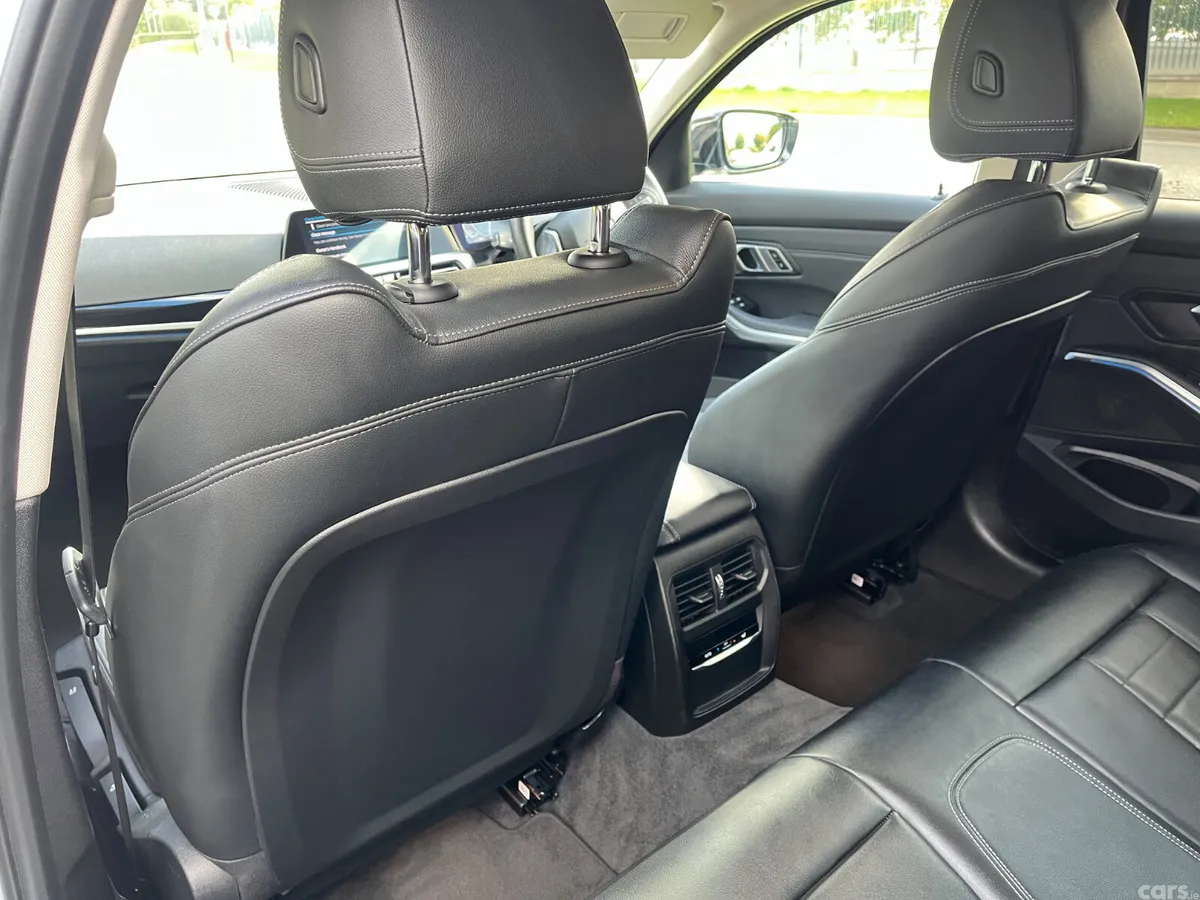 BMW 3-Series Saloon, Petrol Plug-in Hybrid, 2021, White