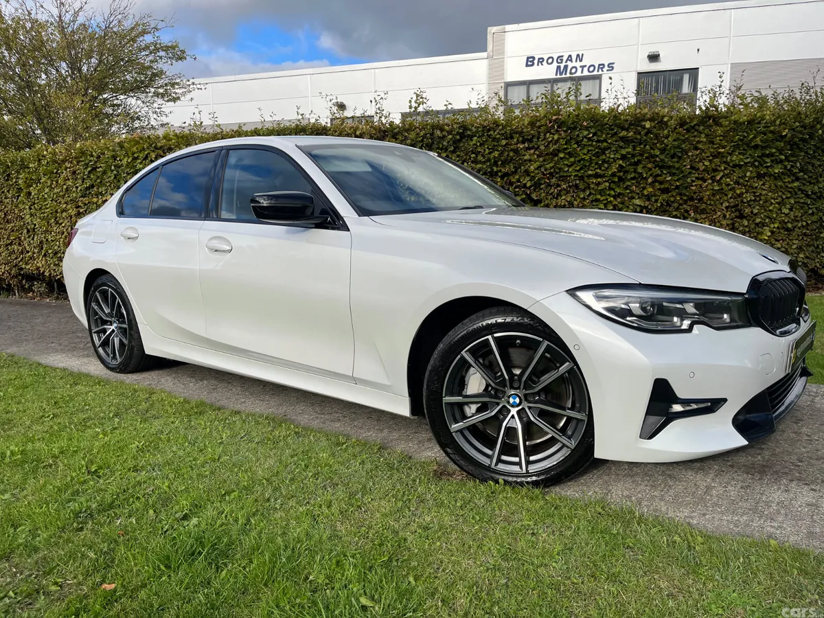 BMW 3-Series Saloon, Petrol Plug-in Hybrid, 2021, White