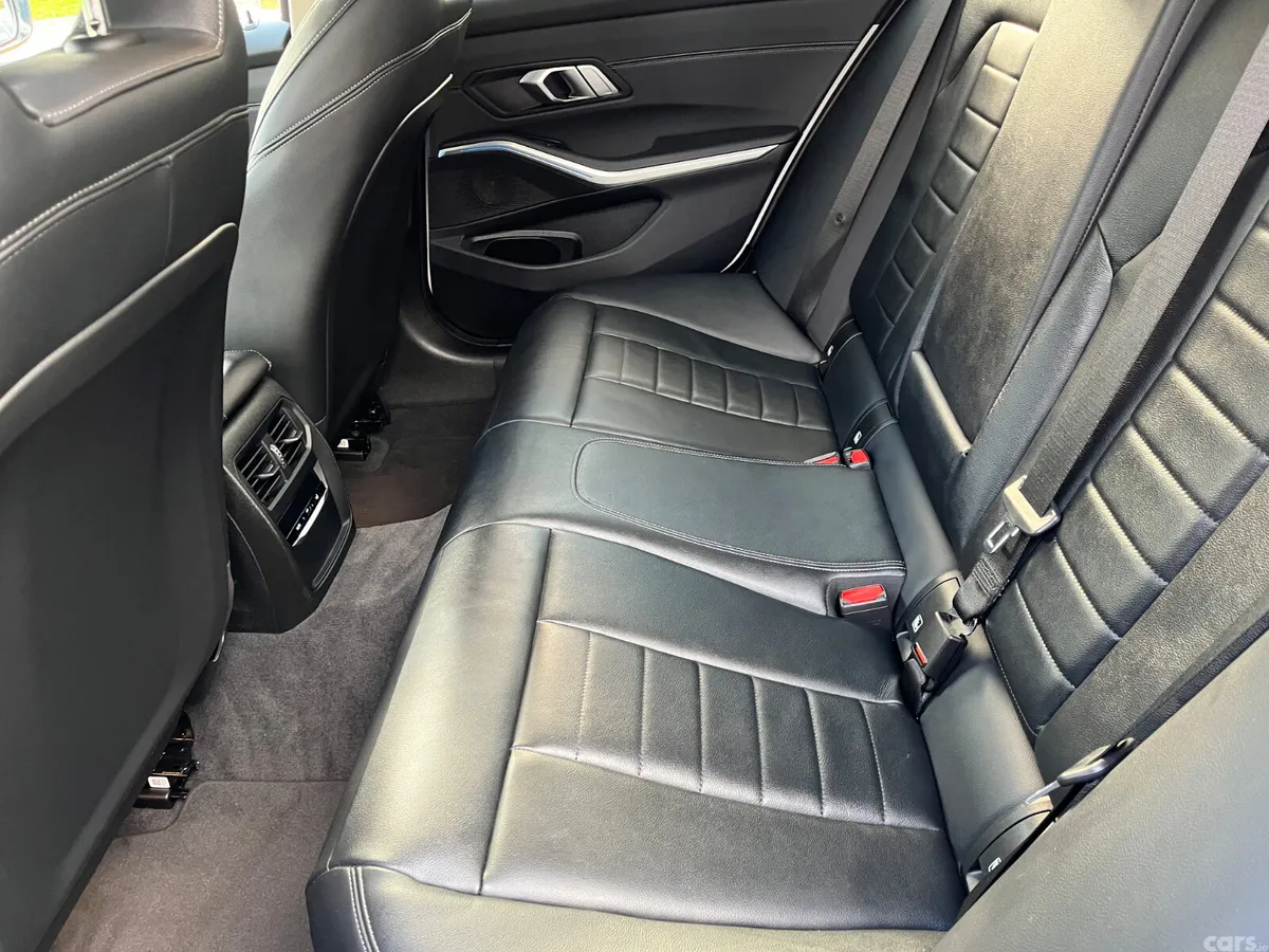BMW 3-Series Saloon, Petrol Plug-in Hybrid, 2021, White
