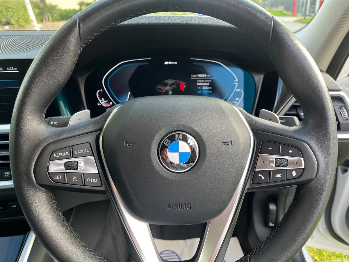 BMW 3-Series Saloon, Petrol Hybrid, 2021, White