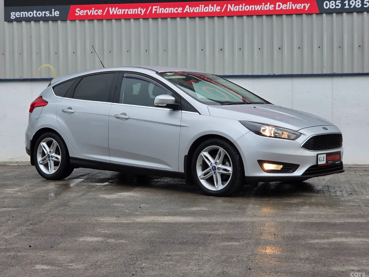Ford Focus Hatchback, Diesel, 2015, Silver