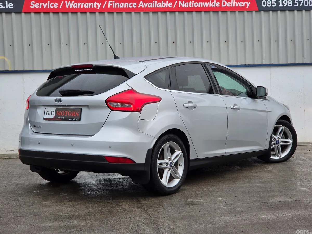 Ford Focus Hatchback, Diesel, 2015, Silver