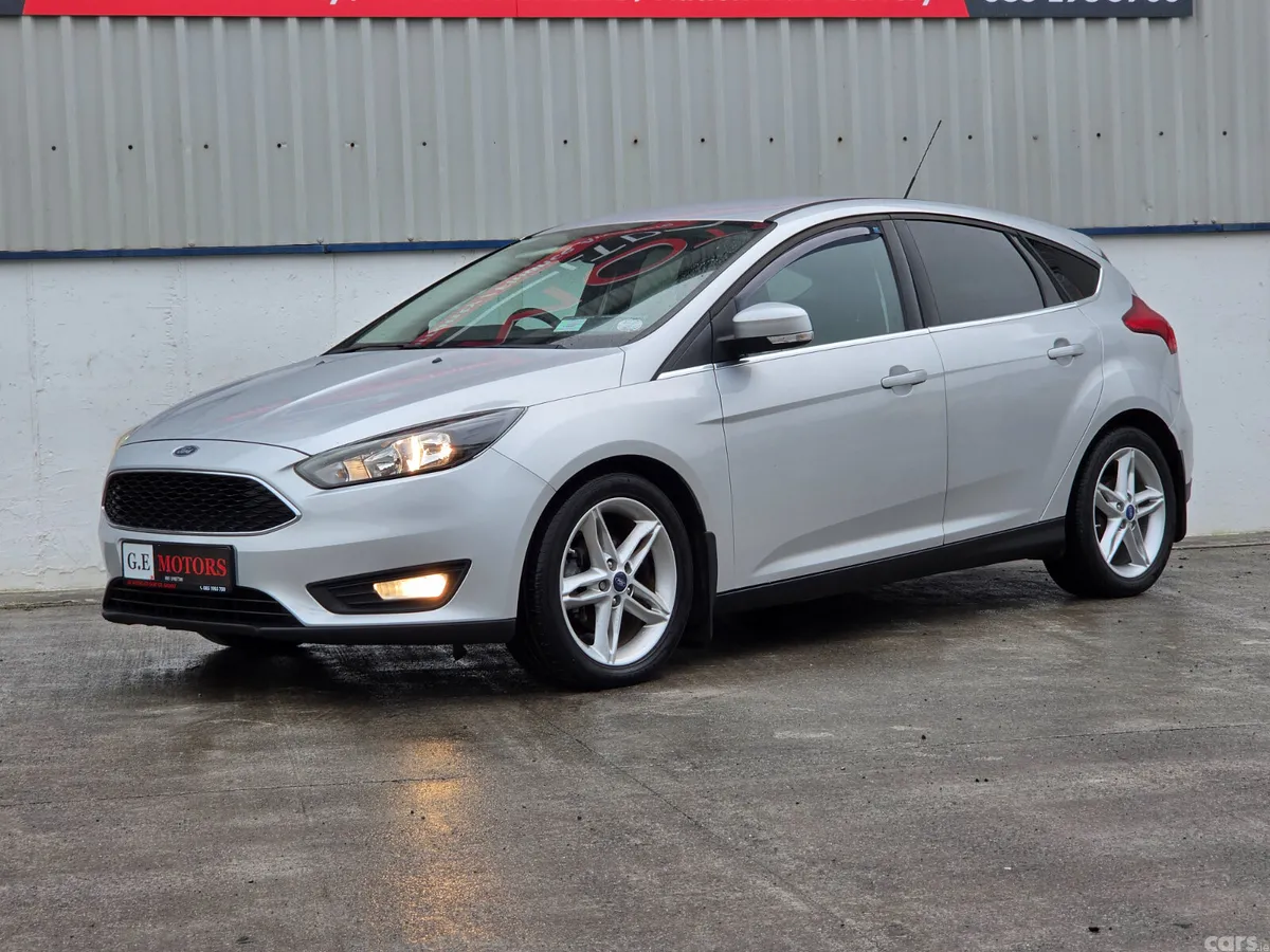 Ford Focus Hatchback, Diesel, 2015, Silver