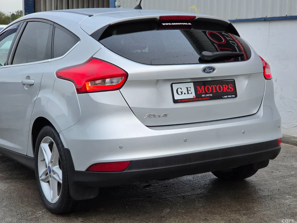 Ford Focus Hatchback, Diesel, 2015, Silver