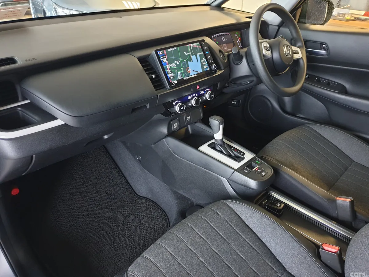 Honda Fit Hatchback, Petrol, 2021, Silver