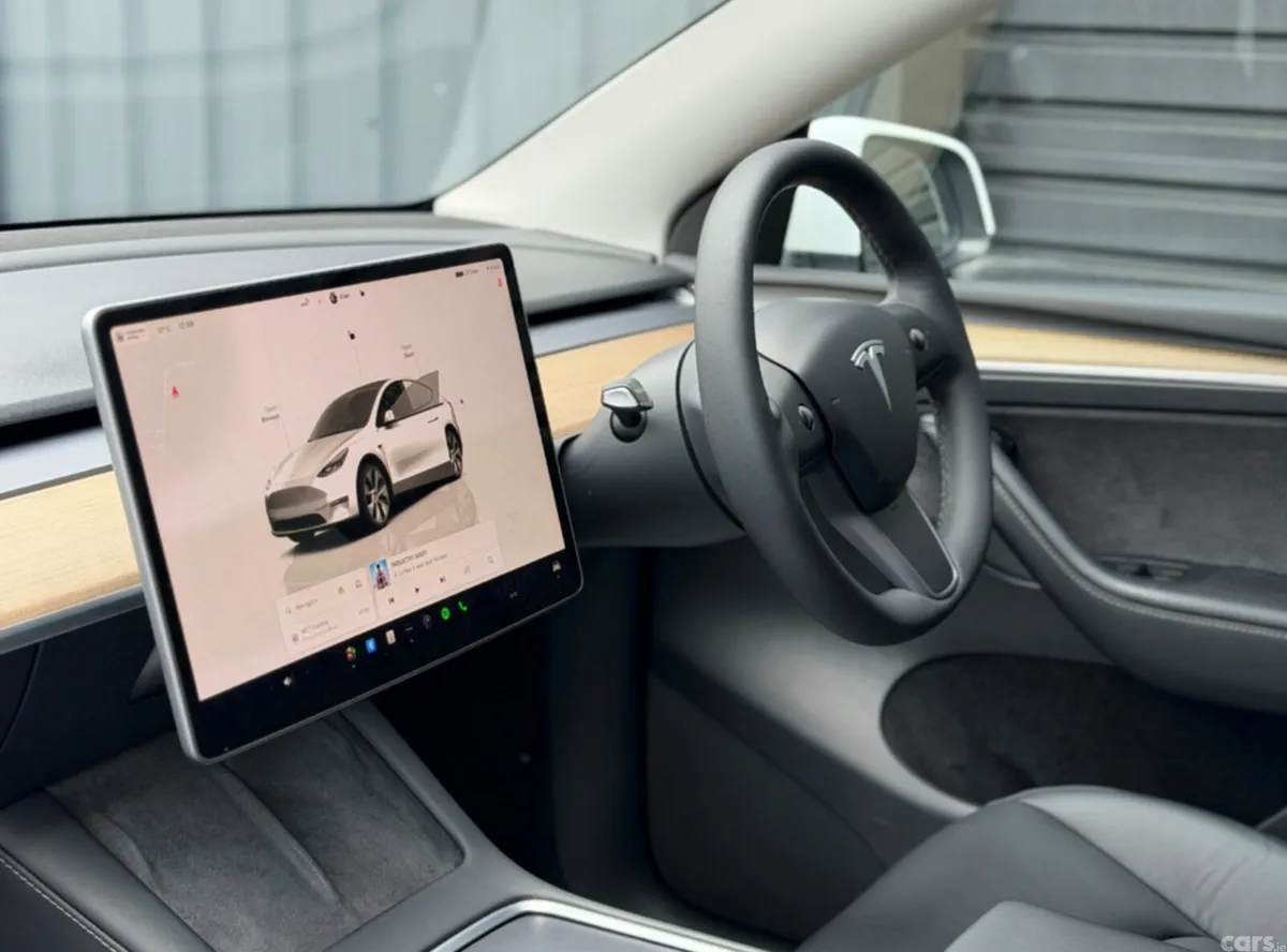 Tesla Model Y SUV, Electric, 2022, White
