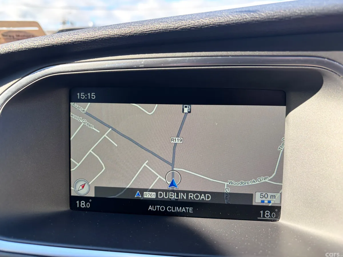 Volvo V40 Hatchback, Diesel, 2015, Black