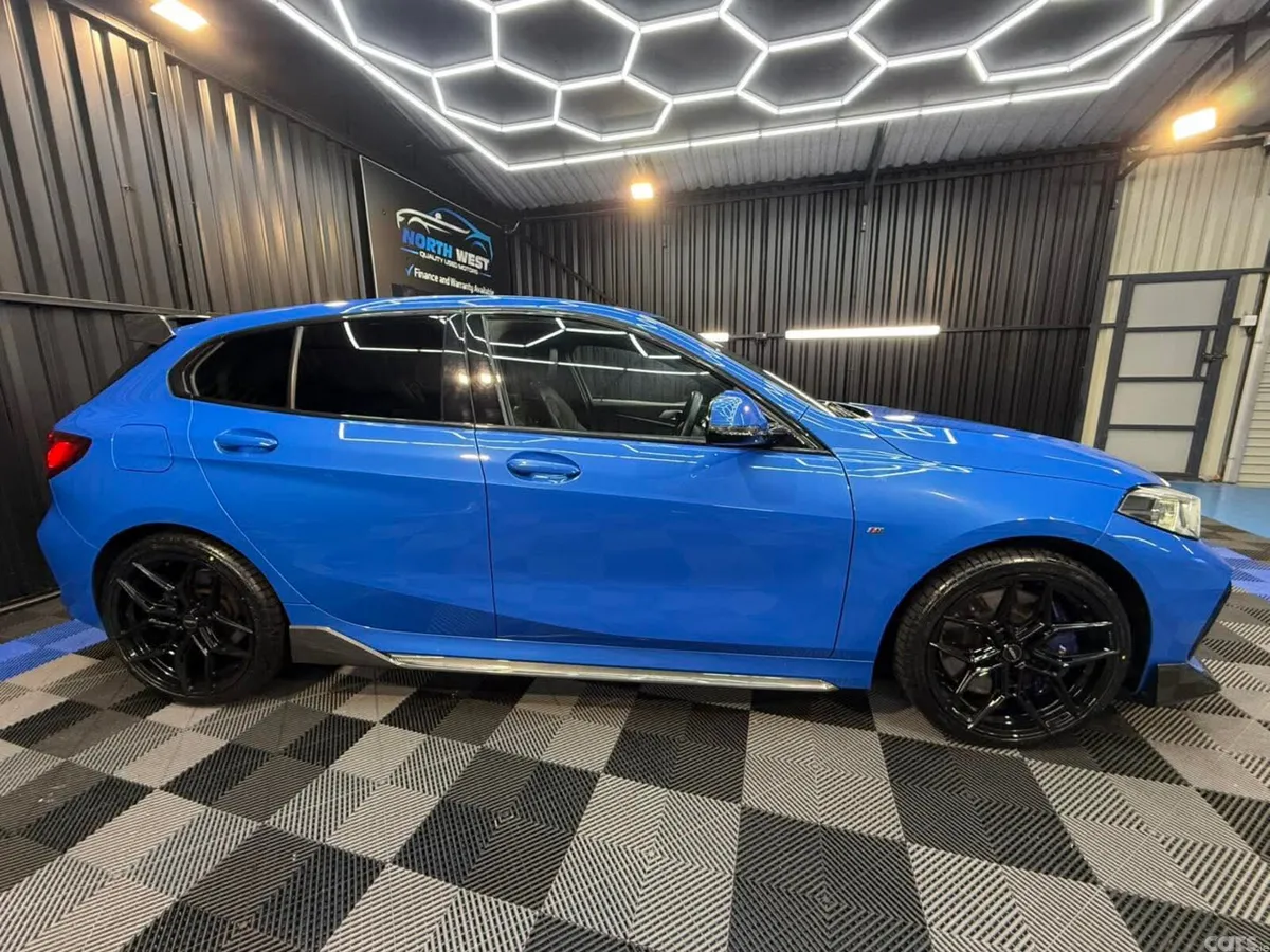 BMW 1-Series Hatchback, Diesel, 2021, Blue