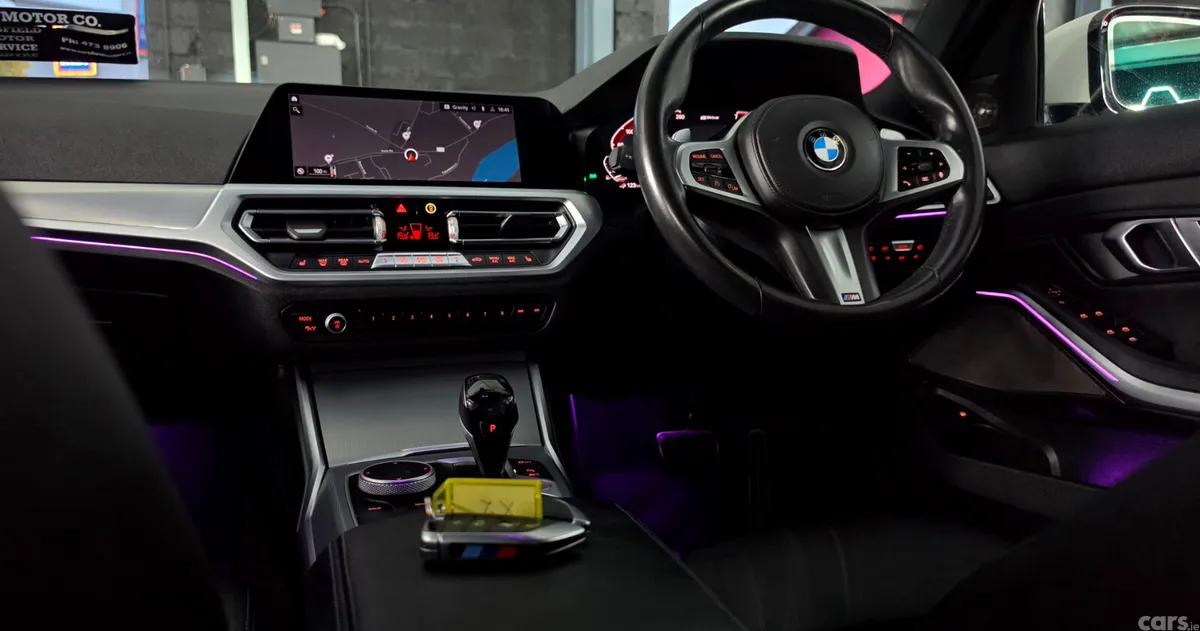 BMW 3-Series Saloon, Petrol Plug-in Hybrid, 2020, White