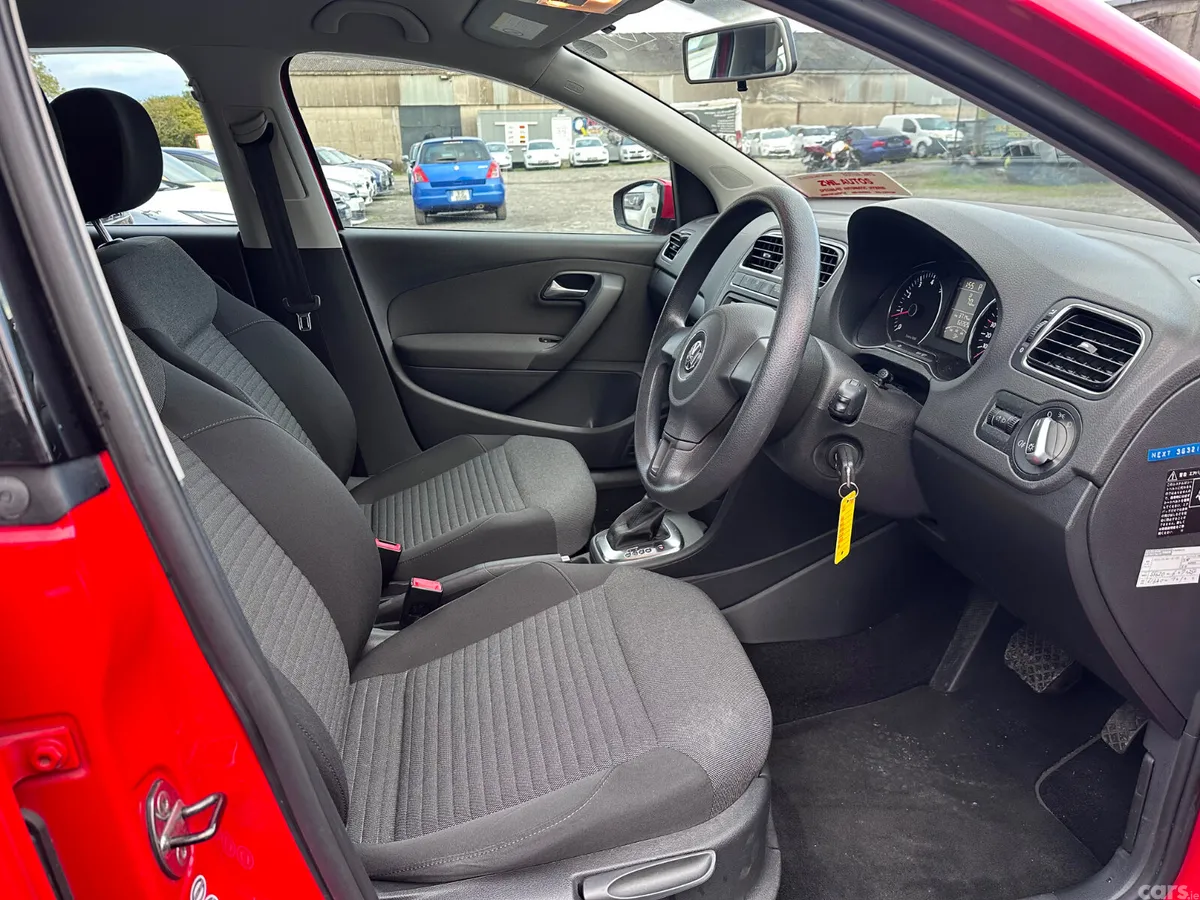 Volkswagen Polo Hatchback, Petrol, 2012, Red