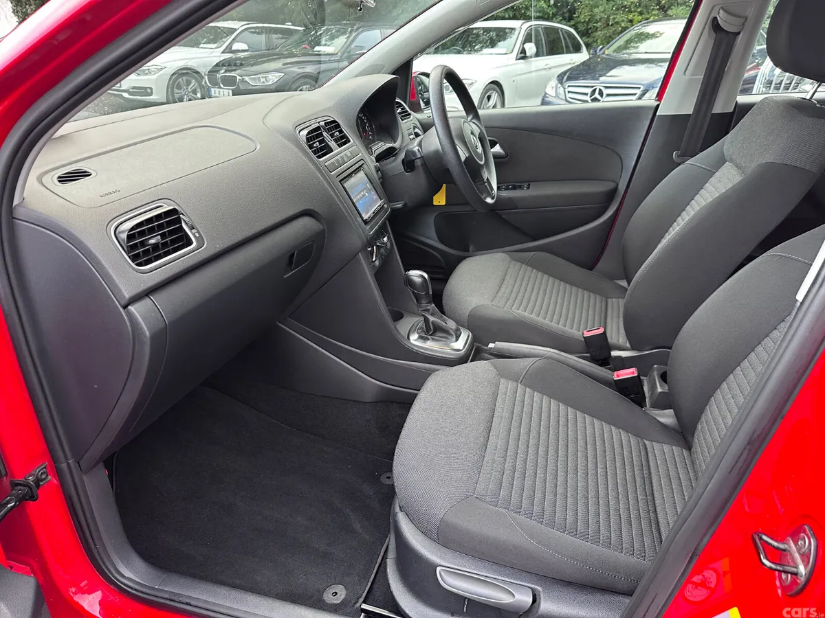 Volkswagen Polo Hatchback, Petrol, 2012, Red