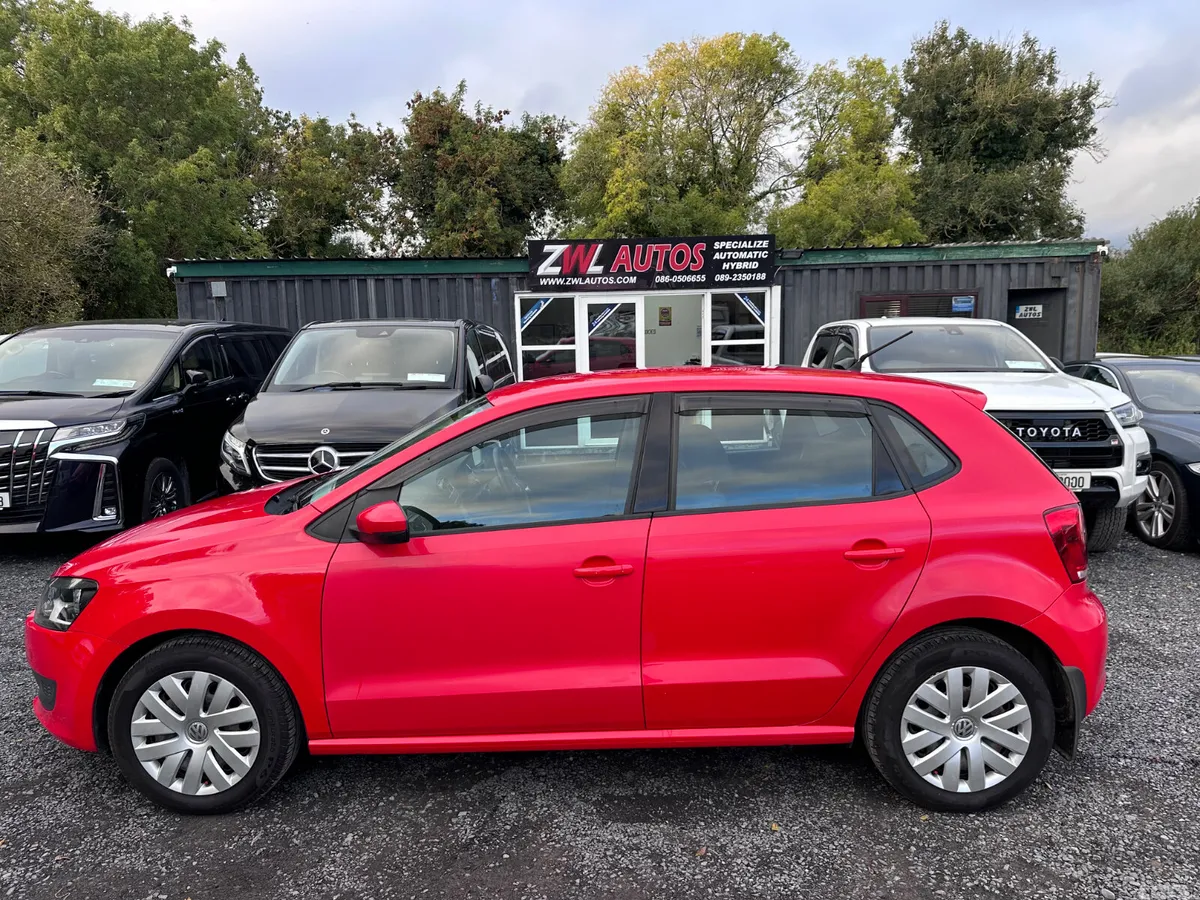 Volkswagen Polo Hatchback, Petrol, 2012, Red