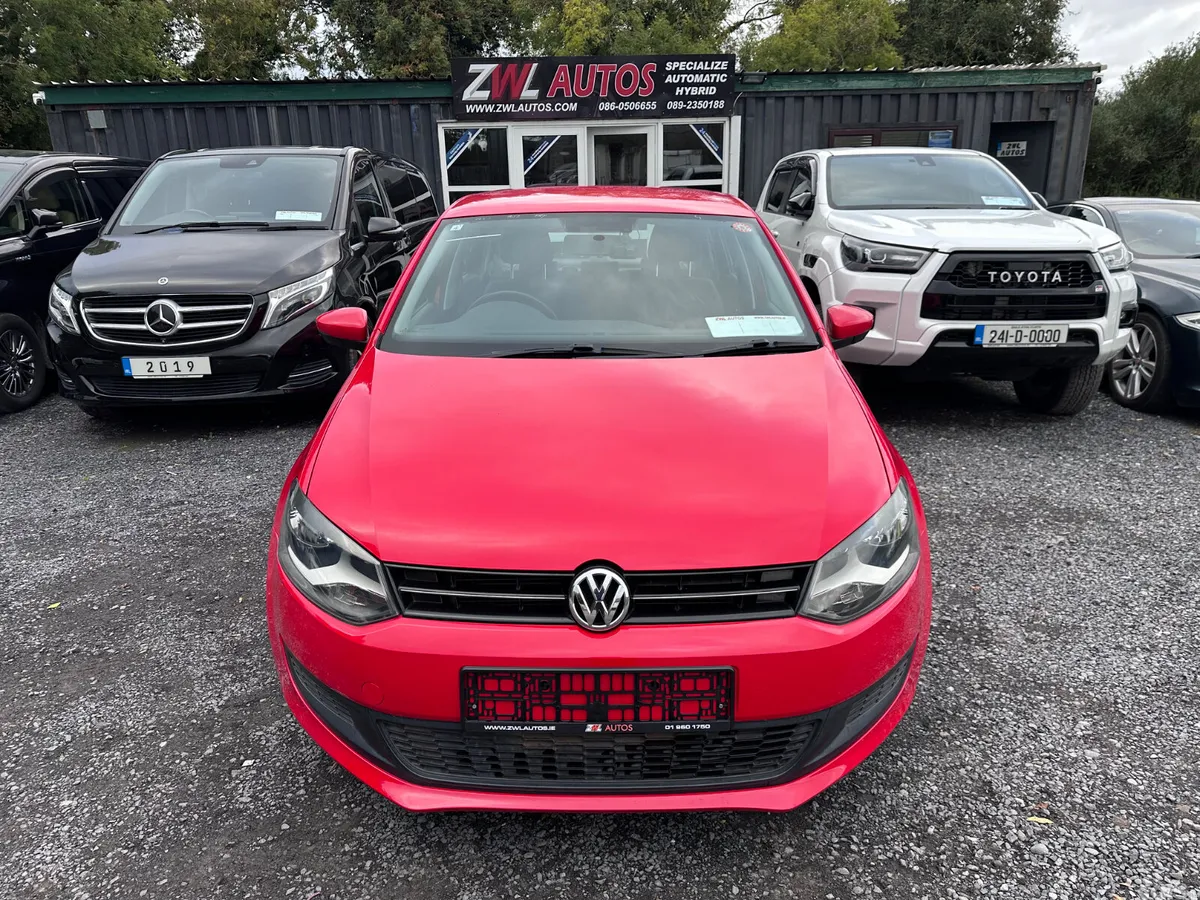 Volkswagen Polo Hatchback, Petrol, 2013, Red
