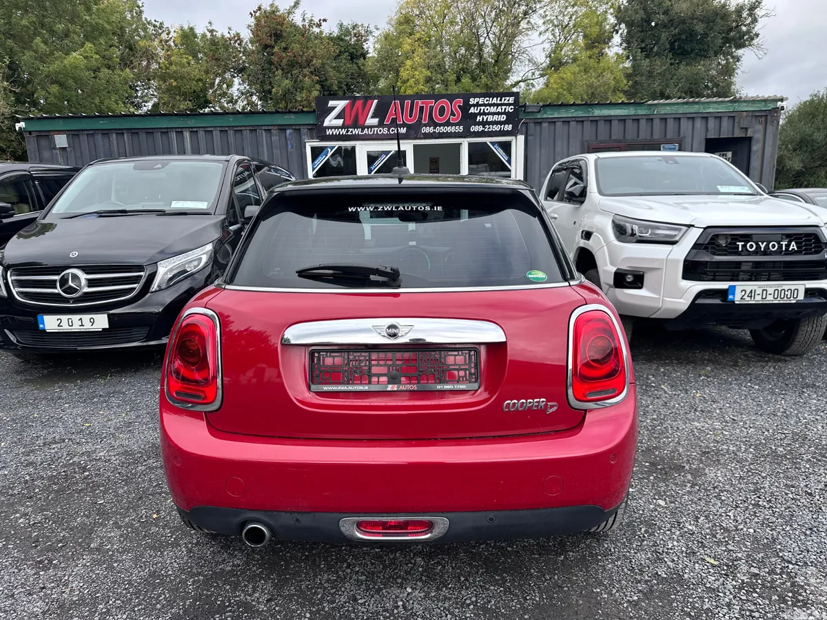 Mini Cooper Hatchback, Diesel, 2017, Red