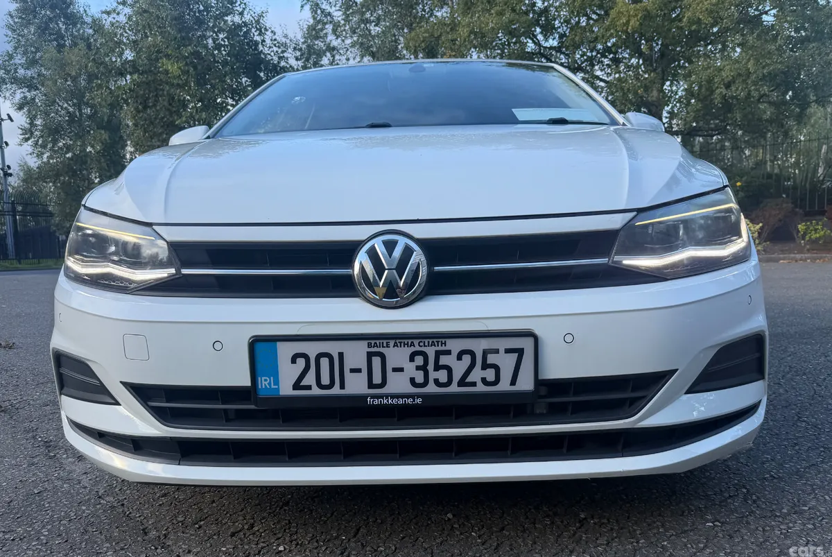 Volkswagen Polo Hatchback, Petrol, 2020, White