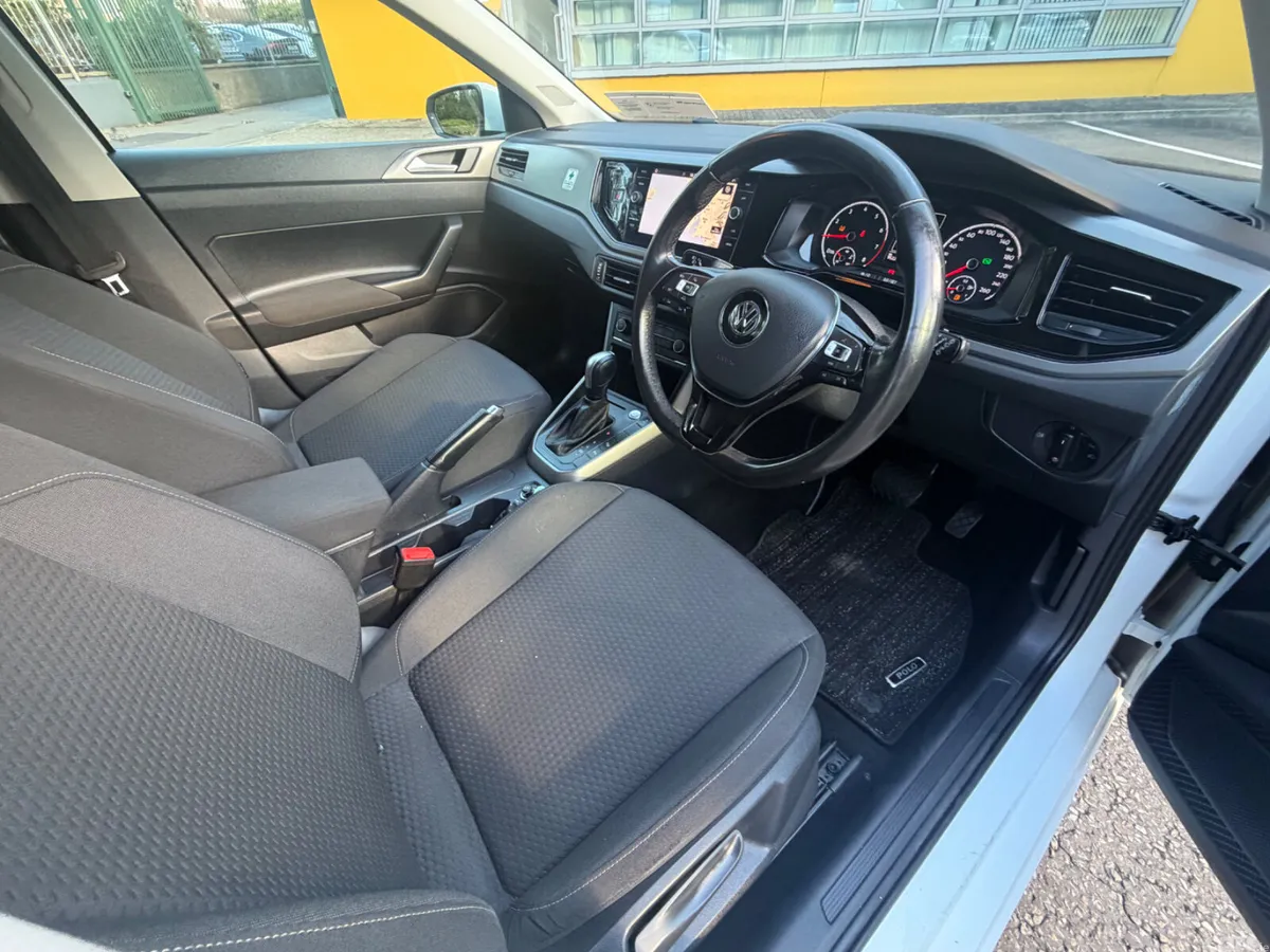Volkswagen Polo Hatchback, Petrol, 2020, White