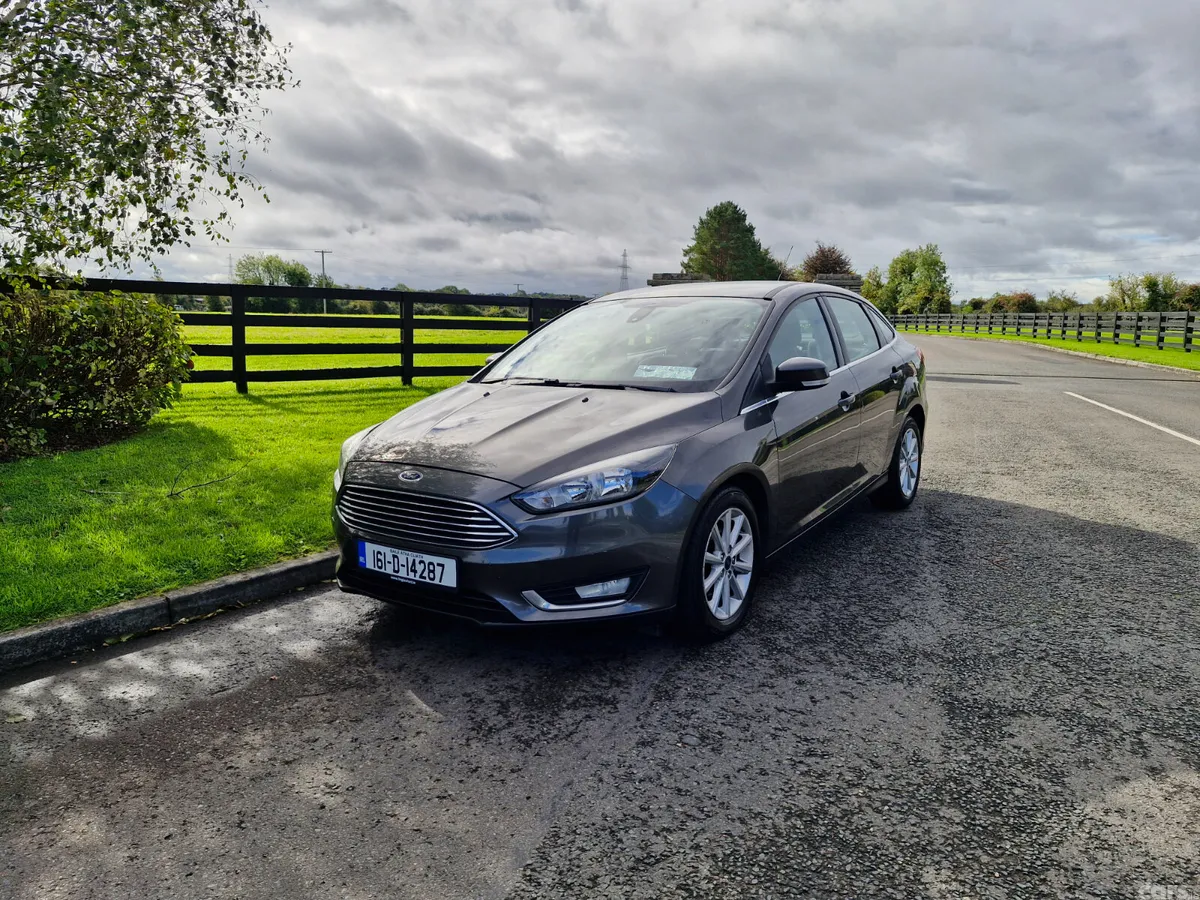 Ford Focus Saloon, Diesel, 2016, Grey