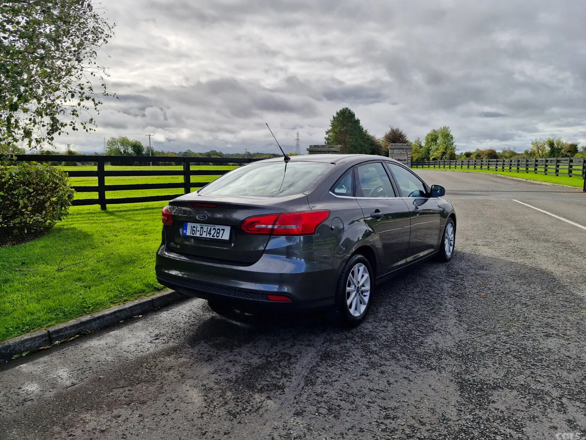 Ford Focus Saloon, Diesel, 2016, Grey