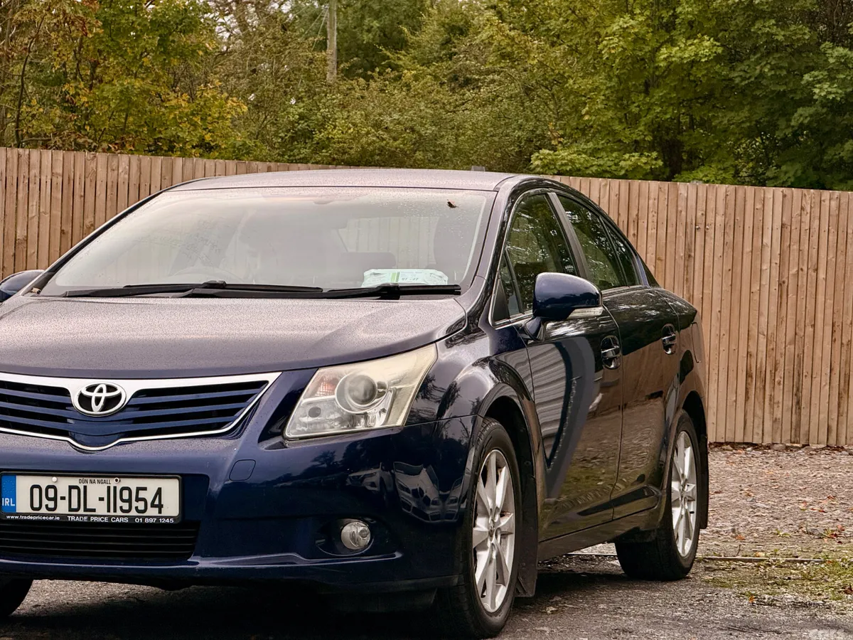 Toyota Avensis Saloon, Diesel, 2009, Blue