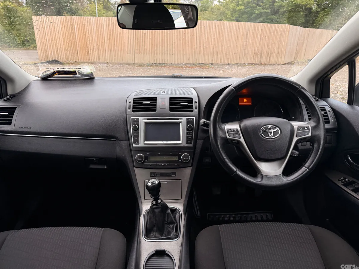 Toyota Avensis Saloon, Diesel, 2009, Blue