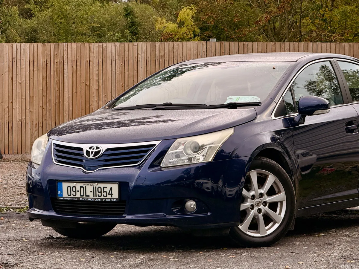 Toyota Avensis Saloon, Diesel, 2009, Blue