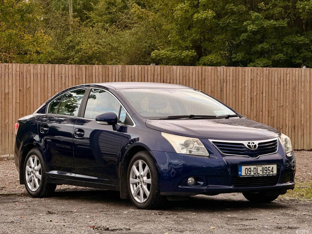 Toyota Avensis Saloon, Diesel, 2009, Blue