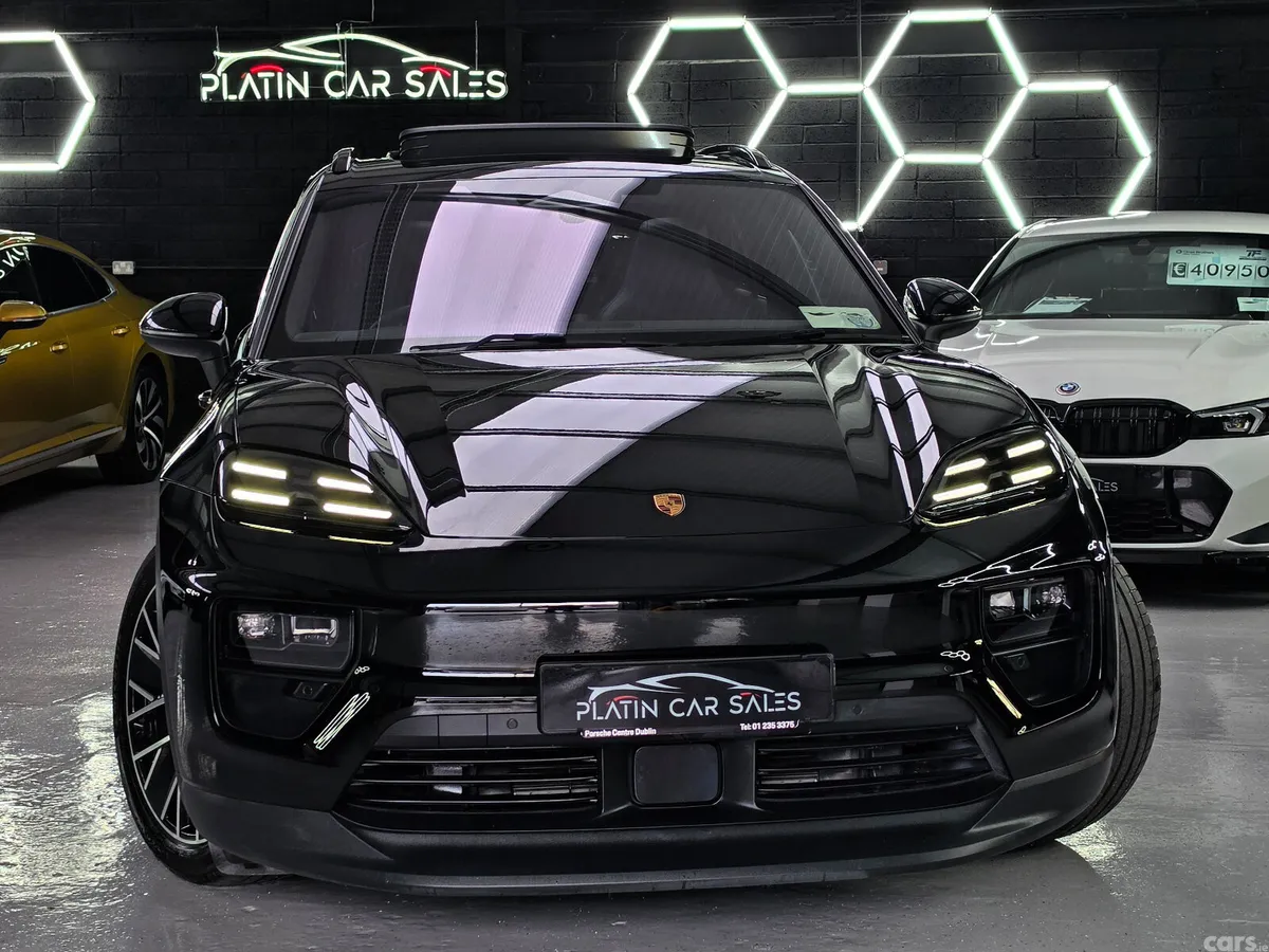 Porsche Macan SUV, Electric, 2024, Black