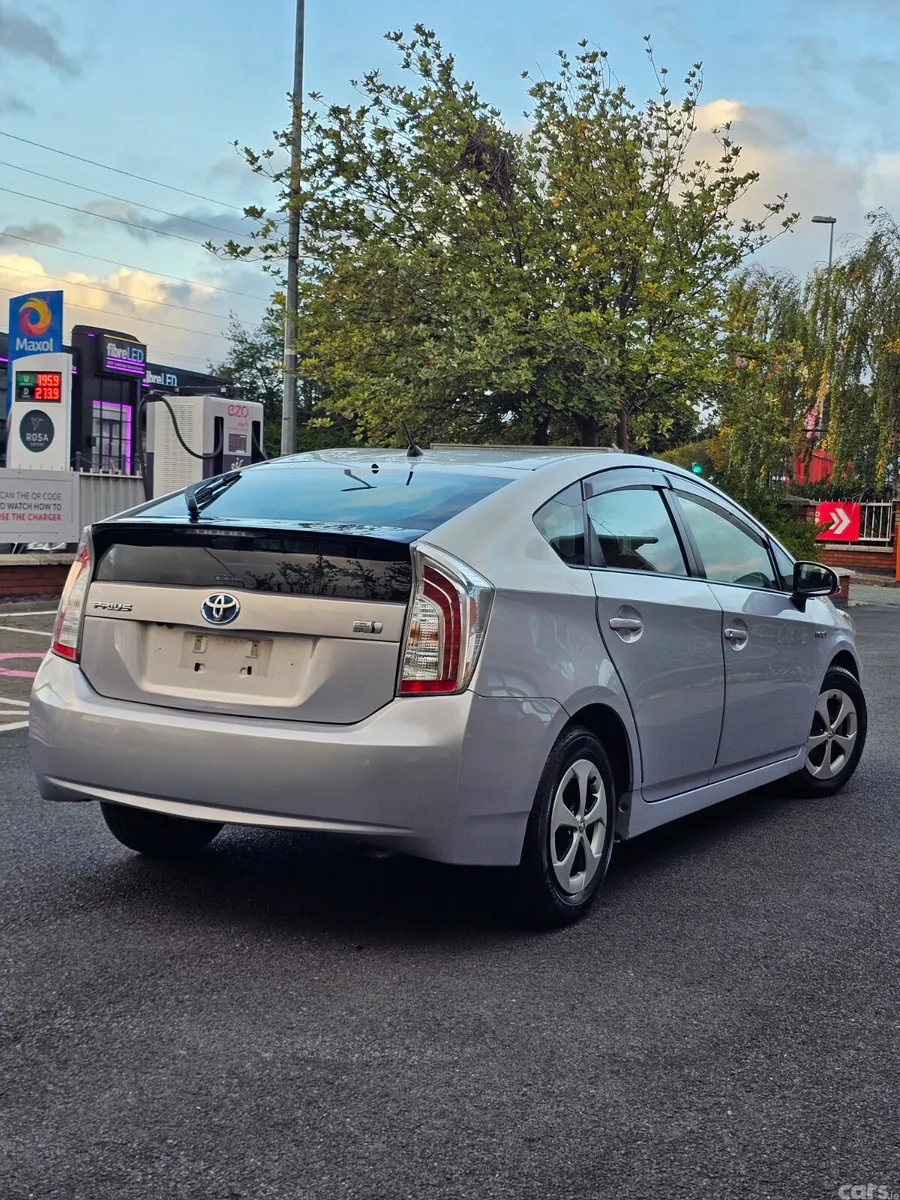 Toyota Prius Hatchback, Petrol Hybrid, 2013, Silver