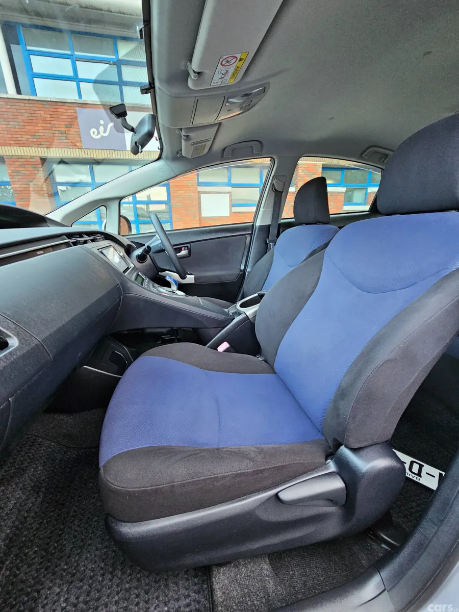 Toyota Prius Hatchback, Petrol Hybrid, 2013, Silver