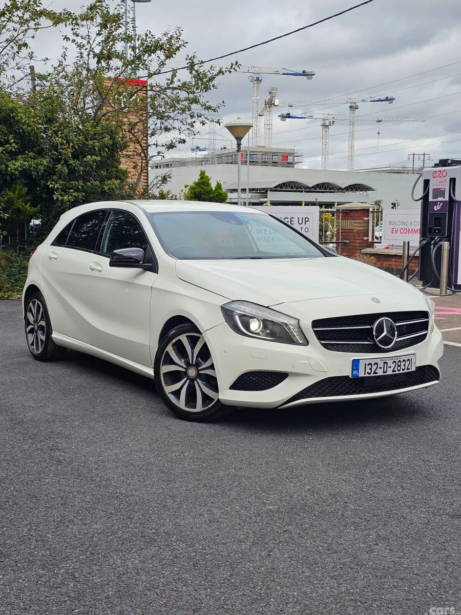 Mercedes-Benz A-Class Hatchback, Petrol, 2013, White